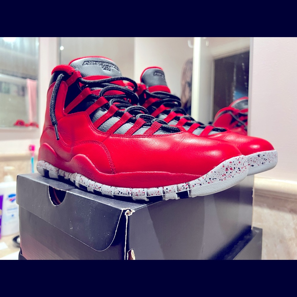 Air Jordan 10 Retro (Raging Bull)
